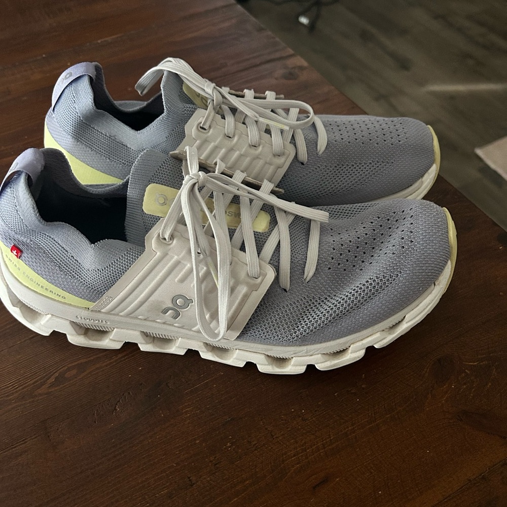 Oncloud Cloudswift 3 size 10